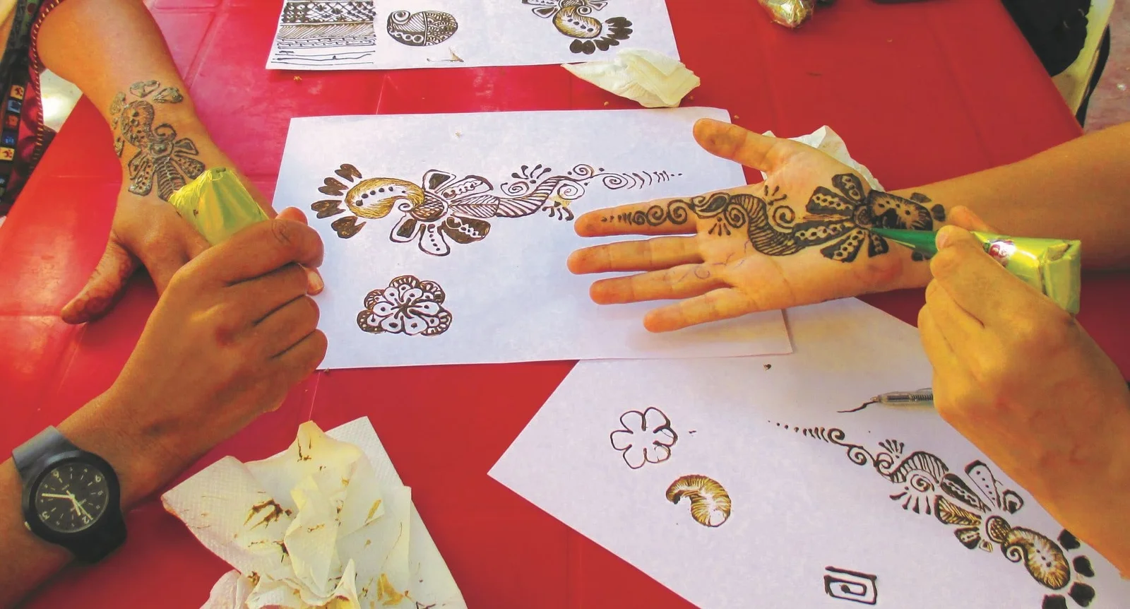 mehendi design class henna tattoo byyourself pondicherry sitaculturalcenter min
